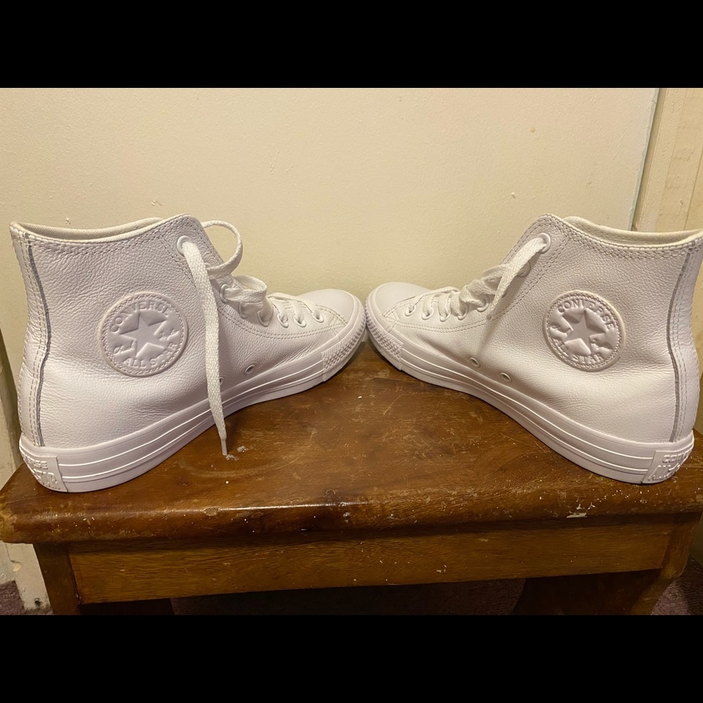 Converse Chuck Taylor Leather High Top Sneaker